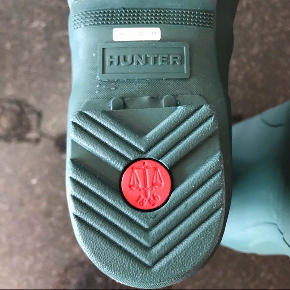 New Hunter Women's Original Tall Rain Boots: Green - Picture 13 of 16